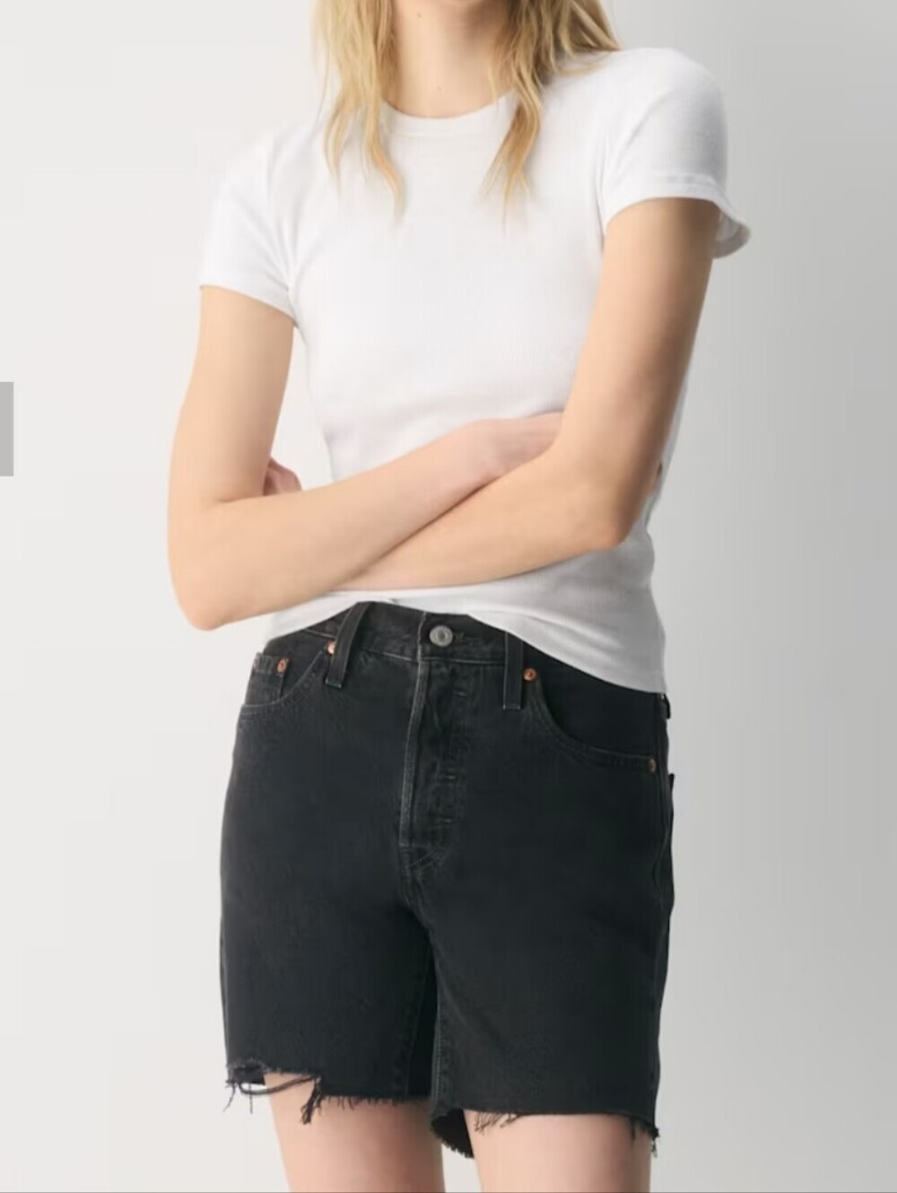 NWT Levi's 501 Mid-Thigh Frayed Raw Hem Jean Short-Lunar Black
